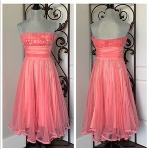 Betsey Johnson vintage OG UO Becca strapless pleated pink tulle Dress